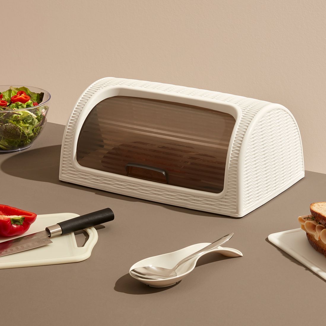 RATTAN EKMEK DOLABI